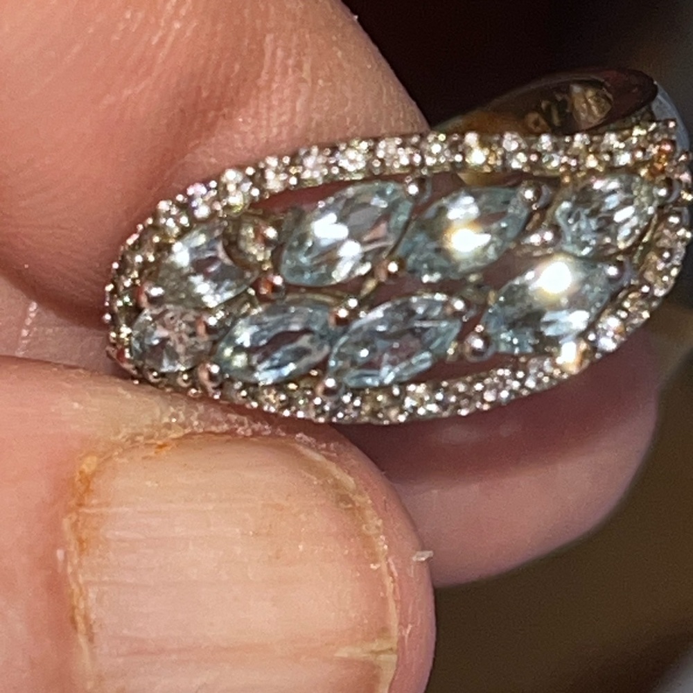 Aquamarine and spinel ring